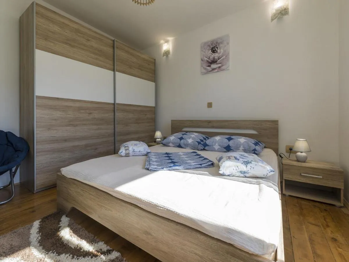 Villa House Odiseja Tribalj
