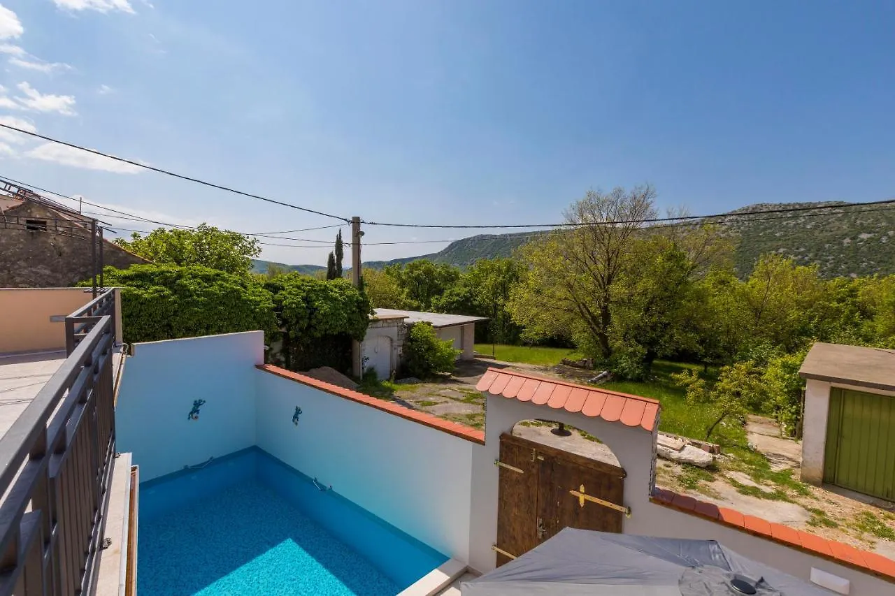 Villa House Odiseja Tribalj  Croacia
