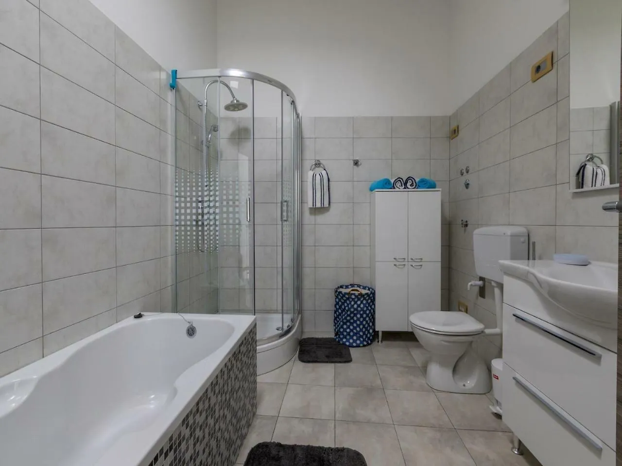 Villa House Odiseja Tribalj